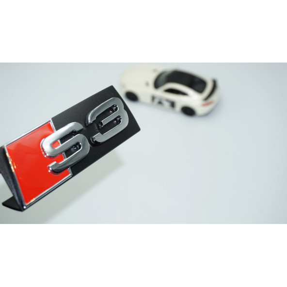 DK Tuning S3 Gümüş Kırmızı 3D Ön Panjur Logo Audi İle Uyumlu