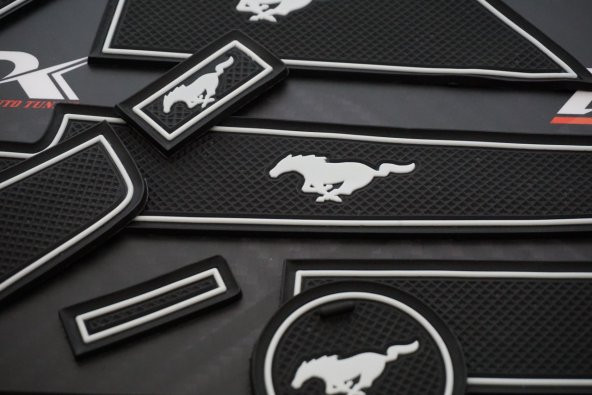 Ford Mustang 6 2015-2019 Araç İçi Silikon Kaymaz Ped Kaplama Seti - 8