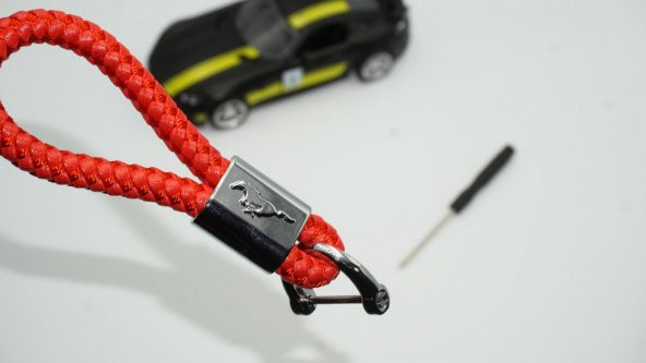 Ford Mustang Koşan At Logo Stil Hasır Desen Anahtarlık