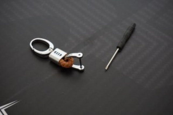 Audi Logo Stil Hasır Desen Anahtarlık K - 3