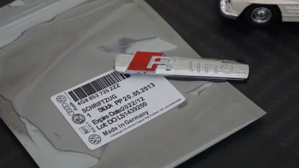 Audi R Line Bagaj 3M 3D Krom Metal Logo - 2