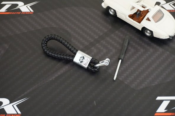 Toyota Logo Stil Hasır Desen Anahtarlık - 2
