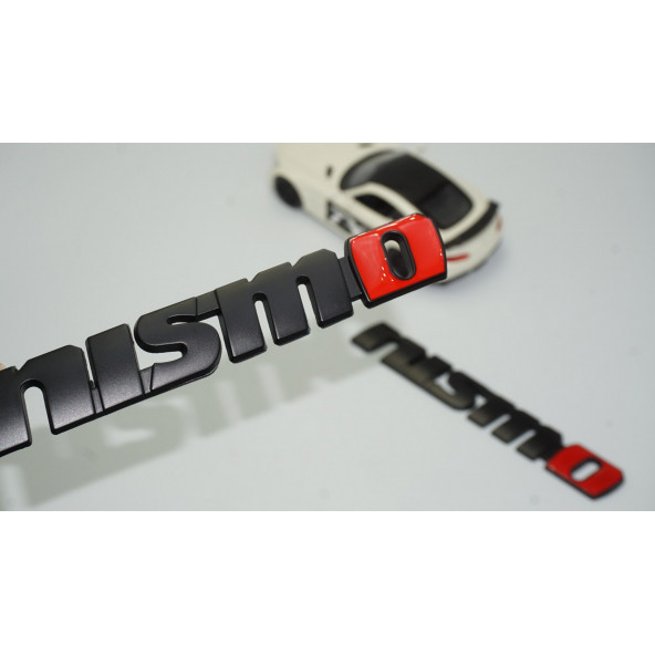 DK Nissan Nismo Siyah Kırmızı Çamurluk Yanı Logo Arma Amblem Seti