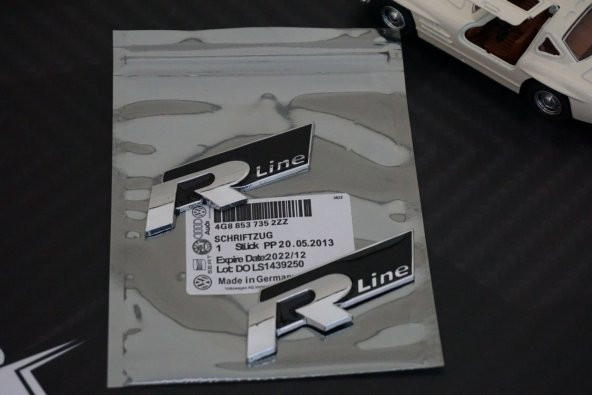Audi R Line Çamurluk Yanı 3M 3D Krom Metal Logo Seti - 9