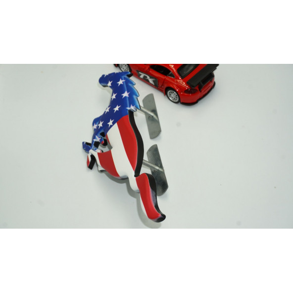 DK Ford Mustang Shelby GT Koşan At Ön Panjur Vidalı Amerikan Bayrak 3D Metal Logo - 3