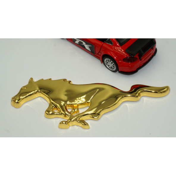 DK Ford Mustang Shelby GT Koşan At Bagaj Gold Metal Logo - 3