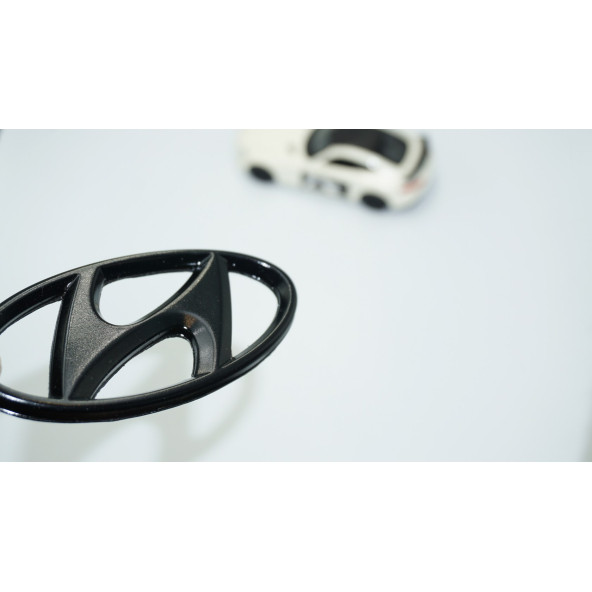 DK Tuning i20 Parlak Siyah Bagaj Logo Hyundai İle Uyumlu