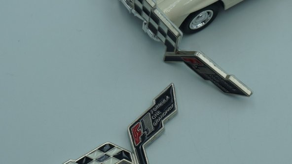 Chevrolet Corvette F1 Logo Çamurluk Yanı 3M 3D Metal Logo Amblem - 5