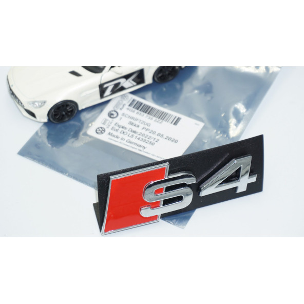 DK Tuning S4 Gümüş Kırmızı 3D Ön Panjur Logo Audi İle Uyumlu - Resim 5