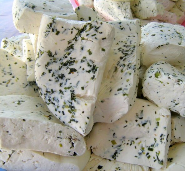 Van Otlu Peynir(Van Posta Pazarı)(Salamura) 1000Gr