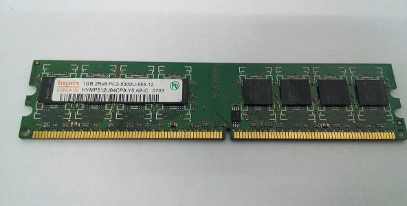 1 GB HYNİX DDR2 667 MHZ RAM  PC2-5300U-555-12 PC2