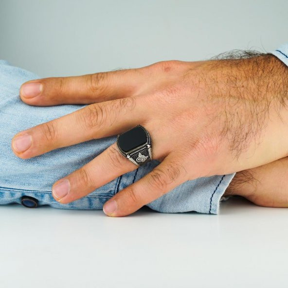 925 Ayar Gümüş Oniks Taşlı Tuğralı Yüzük - Resim 2