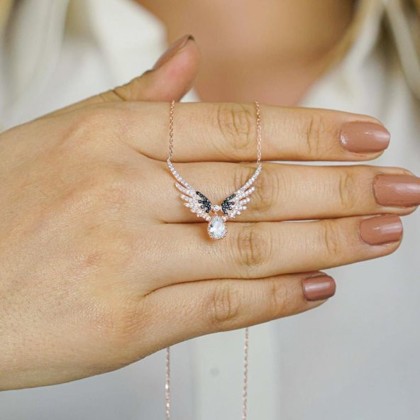 925 Ayar Gümüş Damla Taşlı Melek Kanatlı Kolye ürün görseli