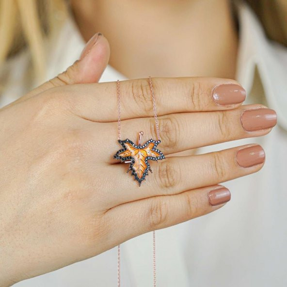 925 Ayar Gümüş Çınar Dalı Kolye ürün görseli