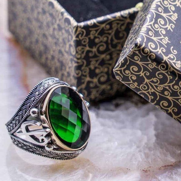 925 Ayar Gümüş Yeşil Zirkon Taşlı Elif Vav  Detaylı Yüzük ürün görseli 1