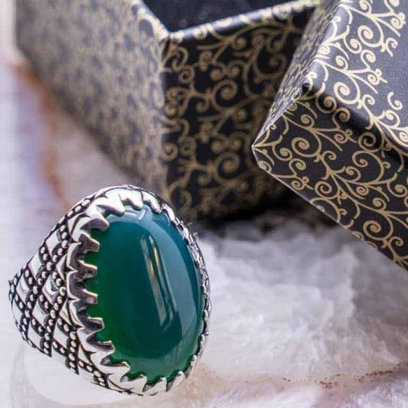 Oval Yeşil Akik Taşlı Kare Gümüş Yüzük ürün görseli 1