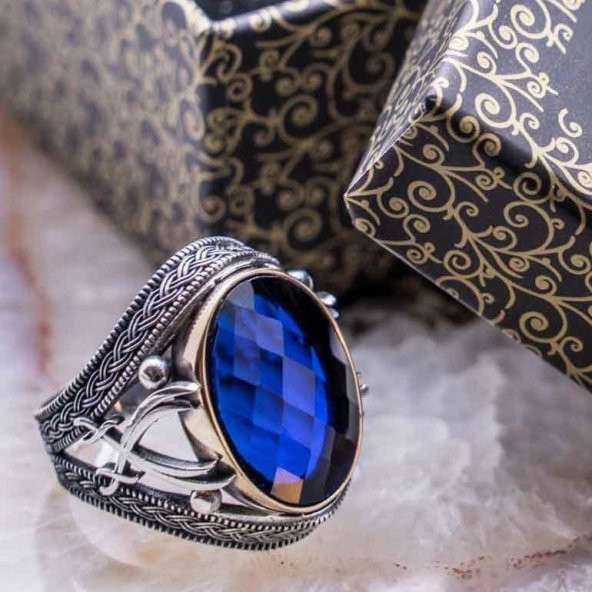 925 Ayar Gümüş Mavi  Zirkon Taşlı Kılıç Detaylı Yüzük ürün görseli 1