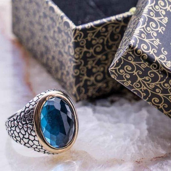 Açık Mavi Zikron Taşlı Gümüş Yüzük ürün görseli