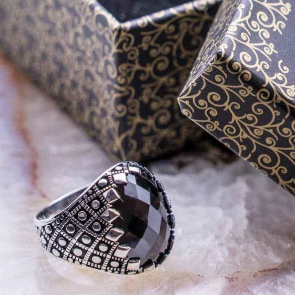 925 Ayar Gümüş Siyah Zirkon Taşlı  Yüzük Model 8 ürün görseli