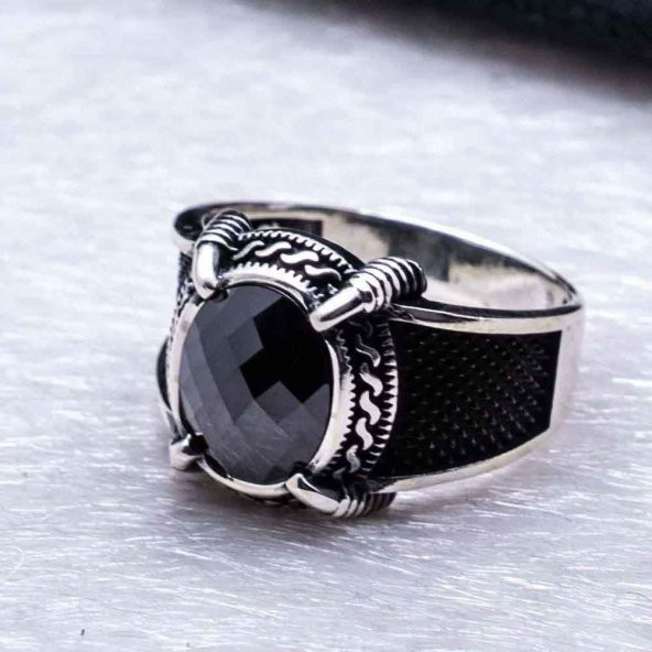 925 Ayar Gümüş Siyah Taşlı Yüzük - Resim 4