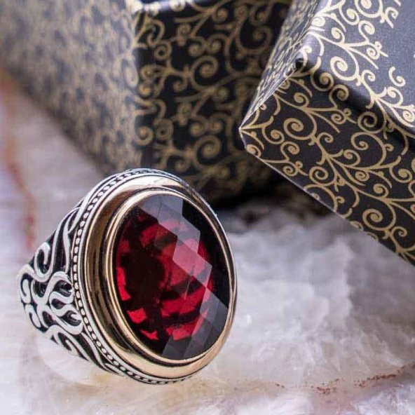 925 Ayar Gümüş Kırmızı Oval Zirkon Taşlı Yüzük ürün görseli