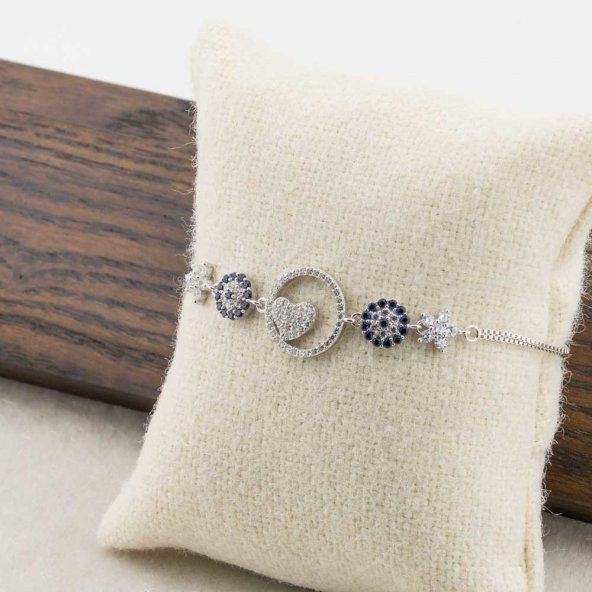 925 Ayar Gümüş  Zirkon Taşlı Nazarlı  Kalpli Bayan  Bileklik - Resim 3