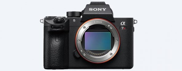 Sony A7R Mark III Full Frame Fotoğraf Makinesi