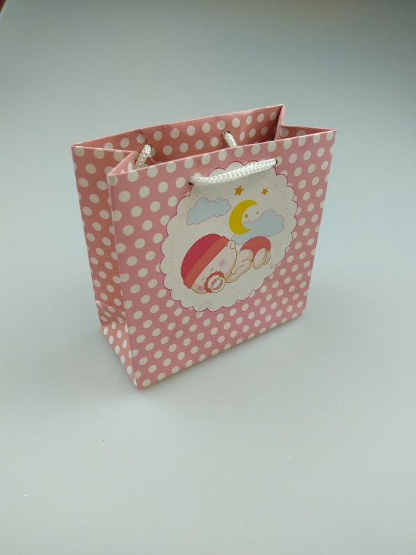 KARTON ÇANTA PEMBE BEBEKLİ 11CM X 11CM - 1 ADET