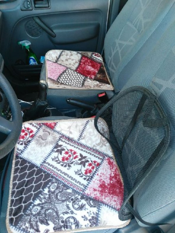 Kaymaz Tabanlı Halıdan Serme Oto Kılıfı Takımı - 3