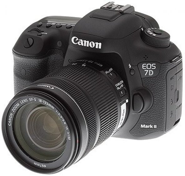 Canon EOS 7D Mark II 18-135mm IS STM Fotoğraf Makinesi