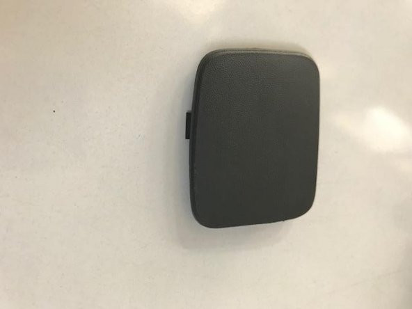 FORD CONNECT ÖN TAMPON ÇEKİ KAPAK SAĞ 2007/ SONRASI