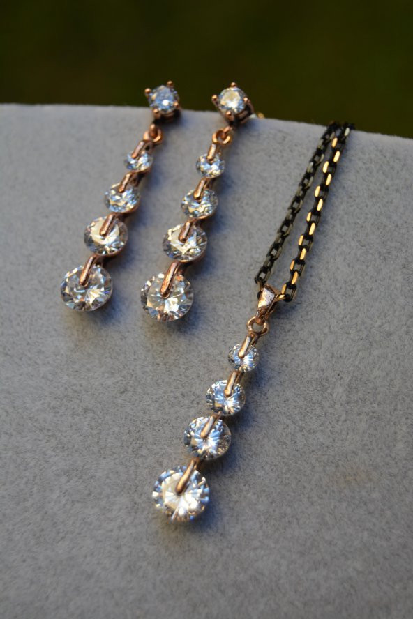 STONEAGE Dört Taş Zarif Zirkon Bayan Küpe ve Kolye Set