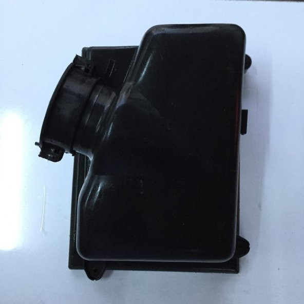 HAVA FİLTRE ÜST KAPAĞI FORD ESCORT