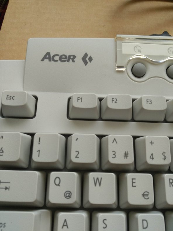 Acer Multimedia USB Girişli Q Türkçe Klavye