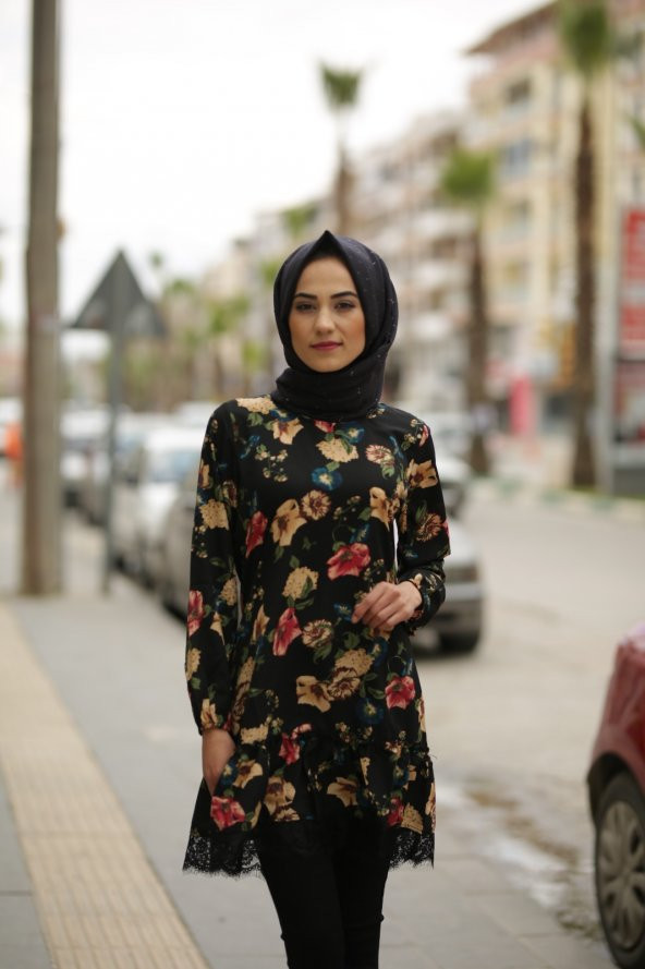 Tesettür Yazlık Tunik - Çiçekli