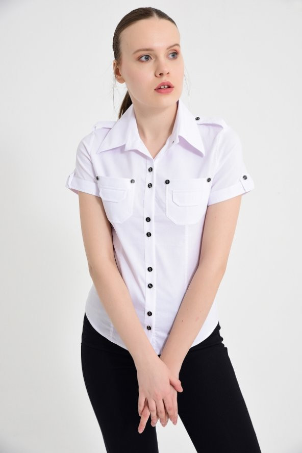 Beyaz çift cepli kısa kol bayan gömlek 425-2-9