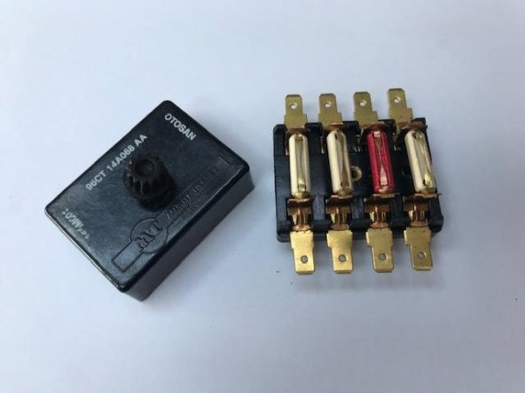 SİGORTA KUTUSU KOMPLE ÜNİVERSAL - 2