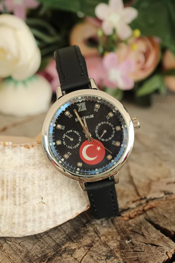 Türk Bayrak Tasarımlı Siyah Deri Kordonlu Gümüş Renk Metal Kasa Kadın Saat