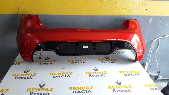 RENAULT CLİO 4 HB ARKA TAMPON KIRMIZI KOMPLE 850B29972R - 850222925R - 850321222R - 240154823R - 2