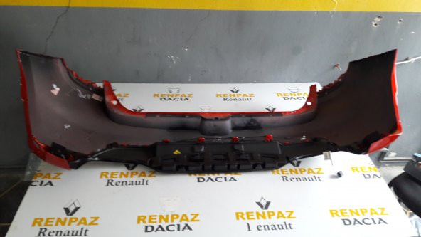 RENAULT CLİO 4 HB ARKA TAMPON KIRMIZI KOMPLE 850B29972R - 850222925R - 850321222R - 240154823R - 3