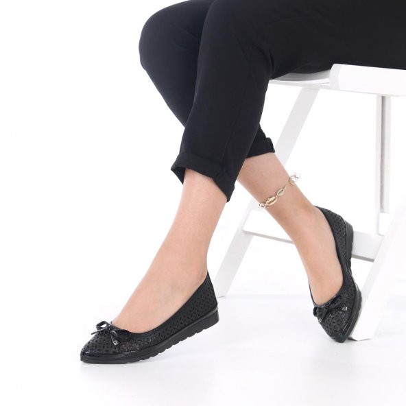 Pia Kadın Günlük Ayakkabı - Babet, Siyah, Platin, Fiyonk Detaylı