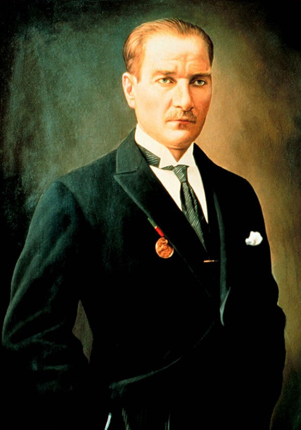 104 Ataturk Ayakta Resim