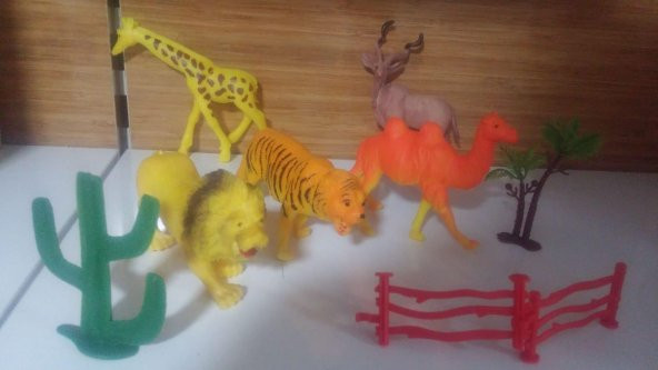 Oyuncak Plastik  Aslan Kaplan Zürafa Deve Geyik  Kaktüs Seti - 2