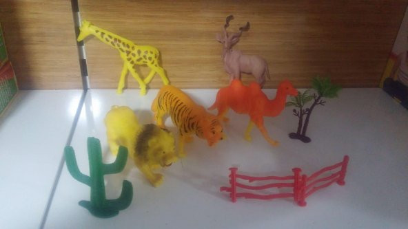 Oyuncak Plastik  Aslan Kaplan Zürafa Deve Geyik  Kaktüs Seti - 3