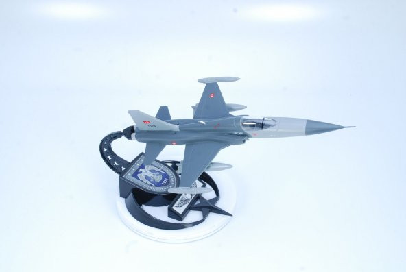 MAKET UÇAK F-16C 1:48 Ölçek(B:30cm-K:20cm)TÜRK YILDIZLARI - 2