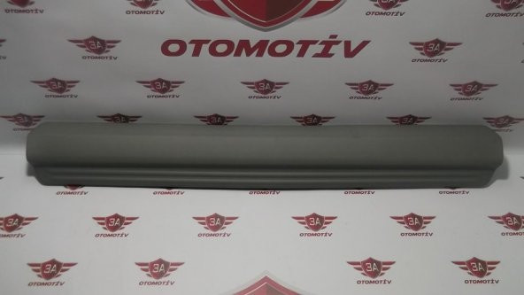 Isuzu D-Max Kapı Eşik Plastiği 2004-2012