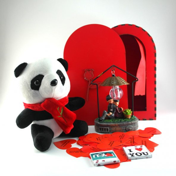 Sevgiliye Hediye Oturan Çift Lamba Biblolu ve Pandalı Set