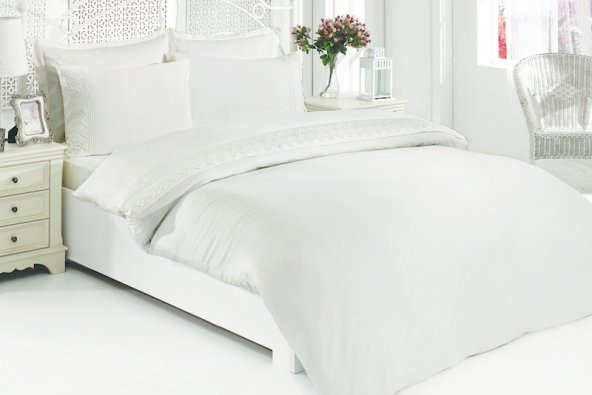 Akfil 4 yastıklı Nevresim Takımı 1OO% Pamuk / Cotton