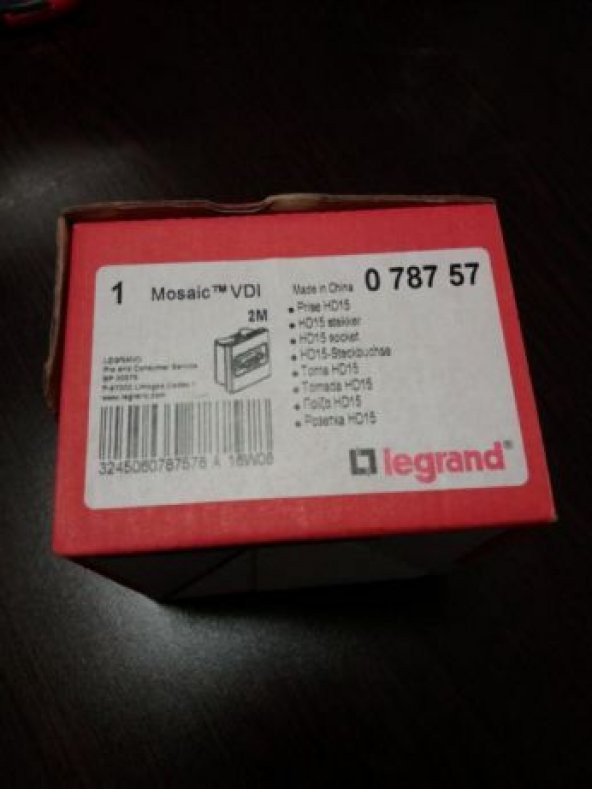 078757 LEGRAND DİŞİ HD15 PRİZİ - 4