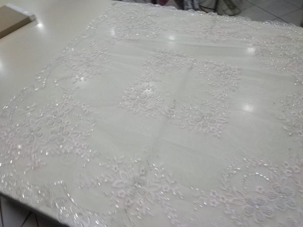 Fiskos masa örtüsü - 2